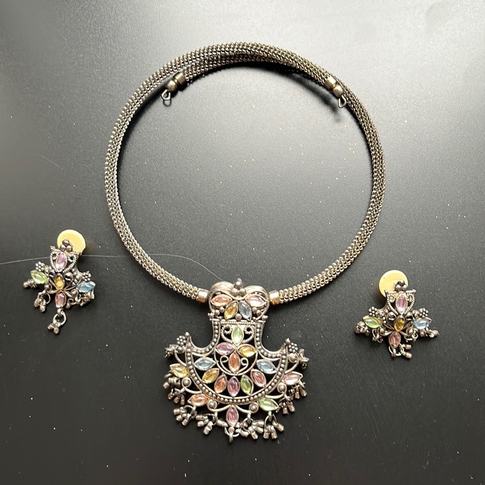 Unique party wear set
